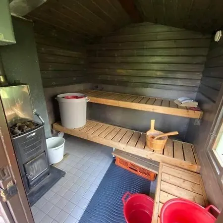Dom wakacyjny Moekki In Kalkkinen *